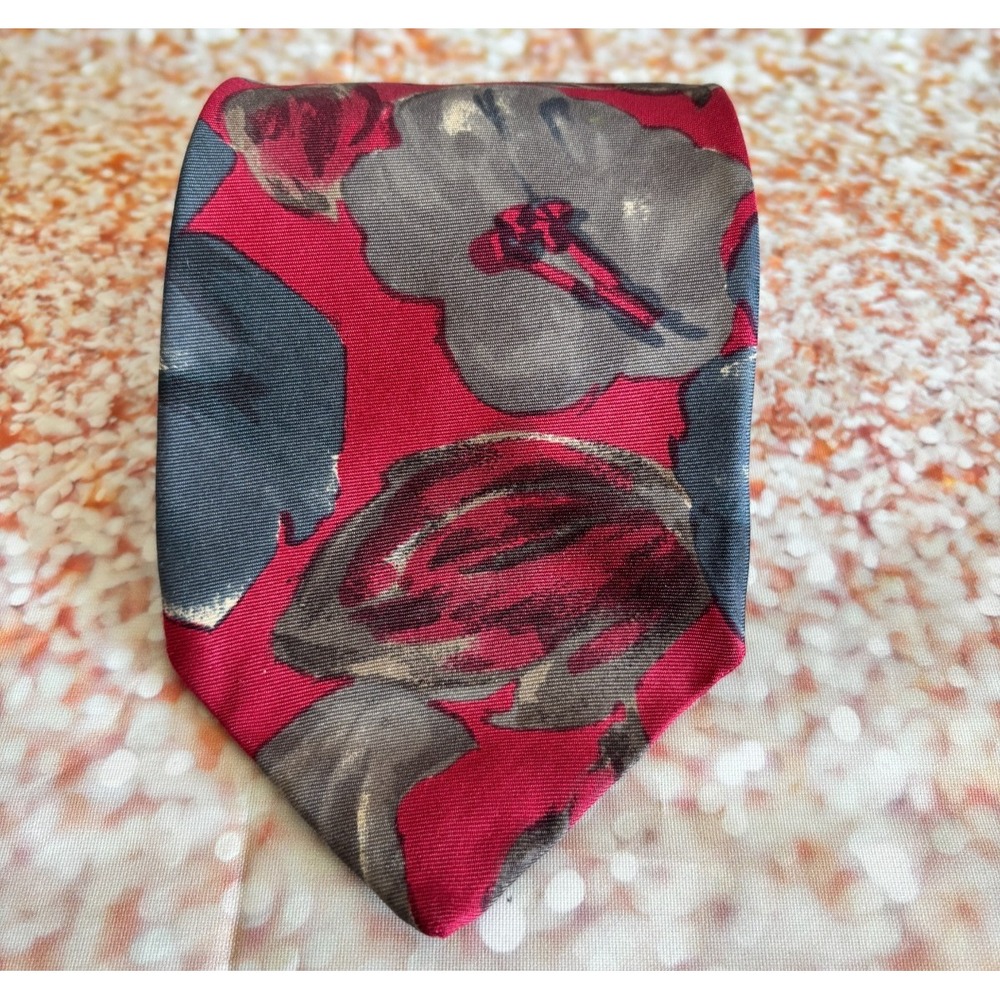 Oscar de la Renta Mens Silk Tie Red Grey Floral Wide Blade Made in USA Vintage